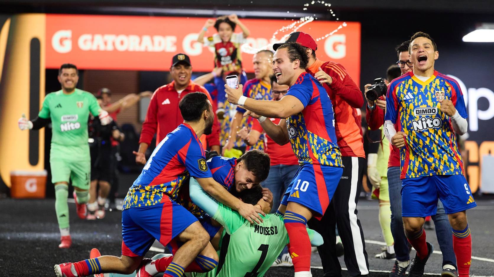 El Split 4 arranca en el Domo Openbank: horarios y partidos de la Jornada 1 en Kings League Openbank Mexico