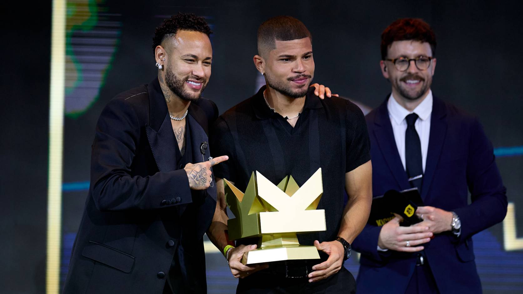 Neymar Jr, Kaká, Fãlcao e Luva de Pedreiro tra i finalisti del Best President Penalty dei Golden Crown 2026