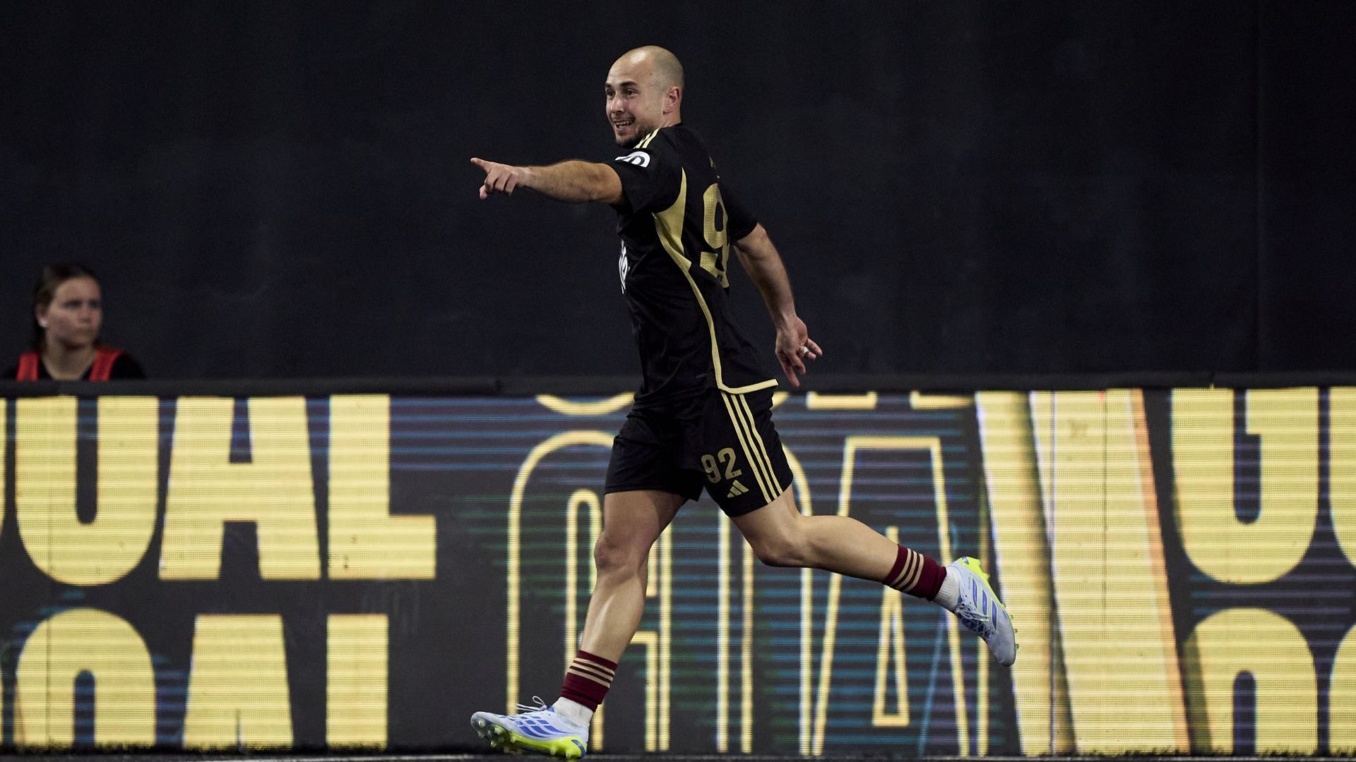 Martí rompe el récord y mano a mano en el liderato: resultados Jornada 8 Kings League Spain