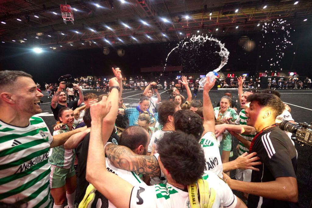 KWCC 2025, Day 13: la finale sarà Los Troncos FC-Porcinos FC! - Blog Kings League Italia